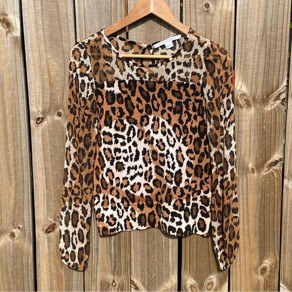 Diane Von Furstenberg Cheetah Animal Print Wool and Silk Long Sleeve Top sz P - Picture 2 of 9